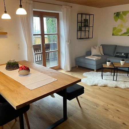 Ferienwohnung Hofleben Reiner Neukirchen vorm Wald Esterno foto