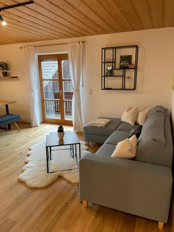 Ferienwohnung Hofleben Reiner Neukirchen vorm Wald Esterno foto